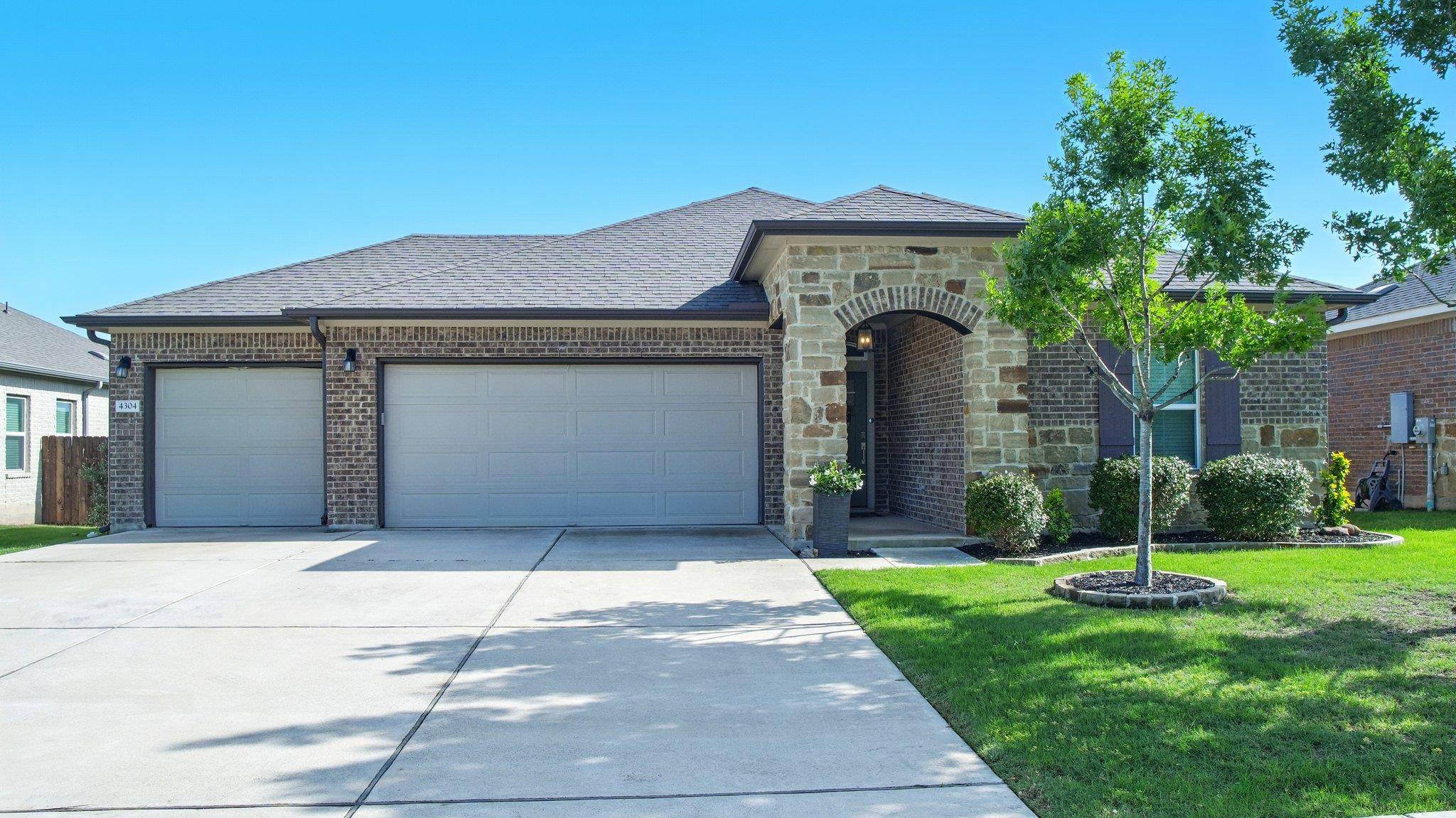4304 Porter Farm RD, Georgetown, TX 78628