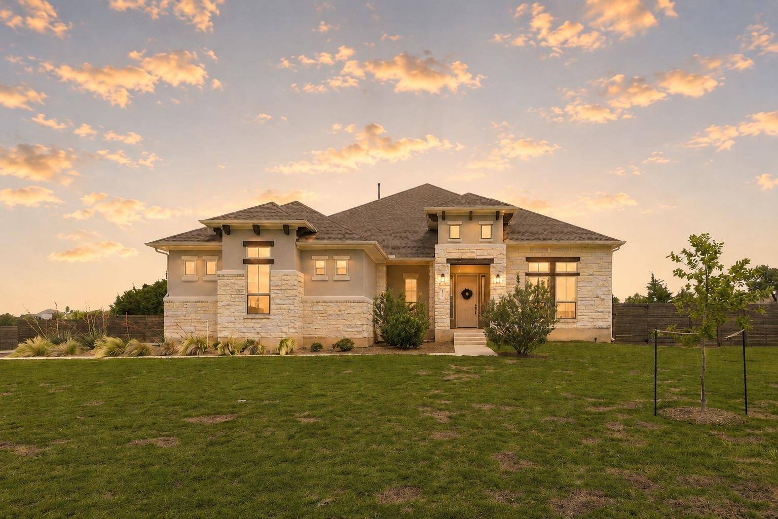 1937 Halflinger LN, Leander, TX 78641