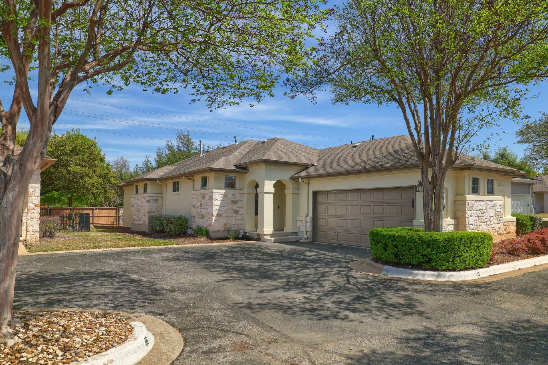 11558 Spicewood PKWY #17, Austin, TX 78750