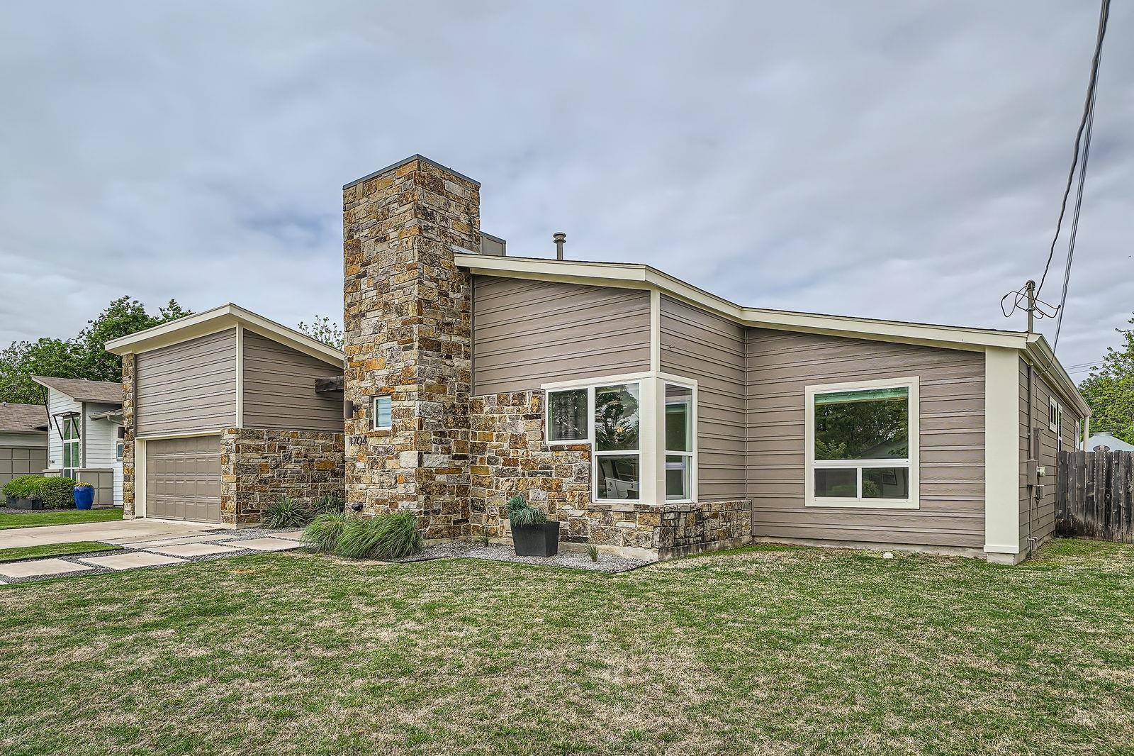 1704 Leander ST, Georgetown, TX 78626