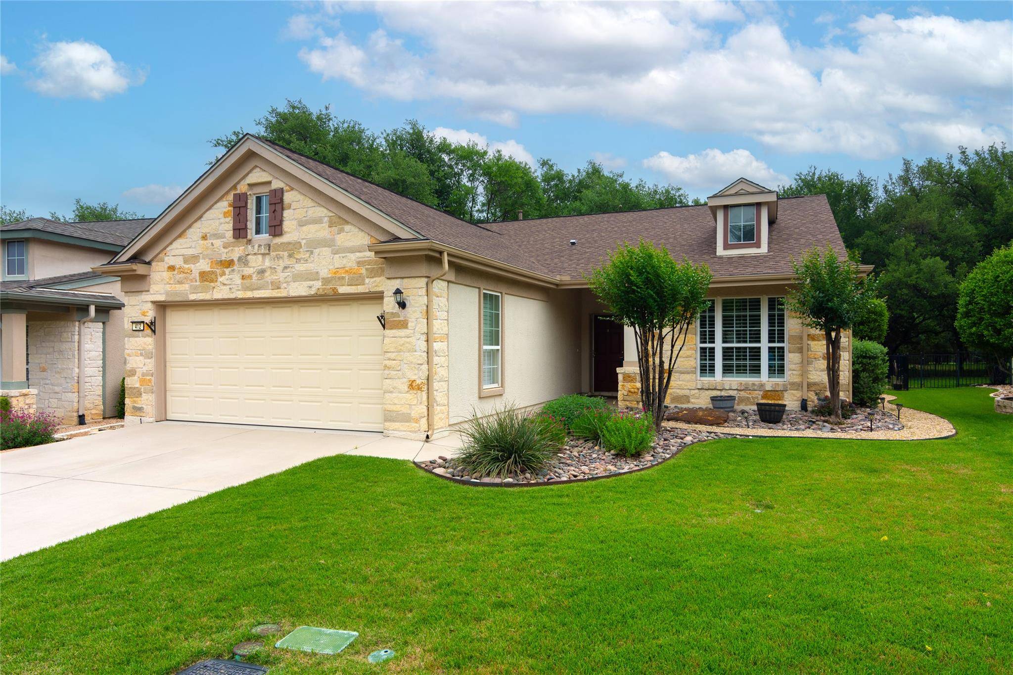 412 Deer Meadow CIR, Georgetown, TX 78633