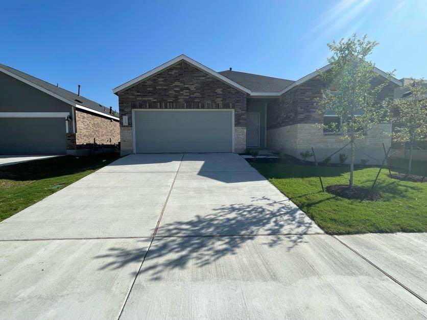 125 Alamito Ave, Kyle, TX 78640