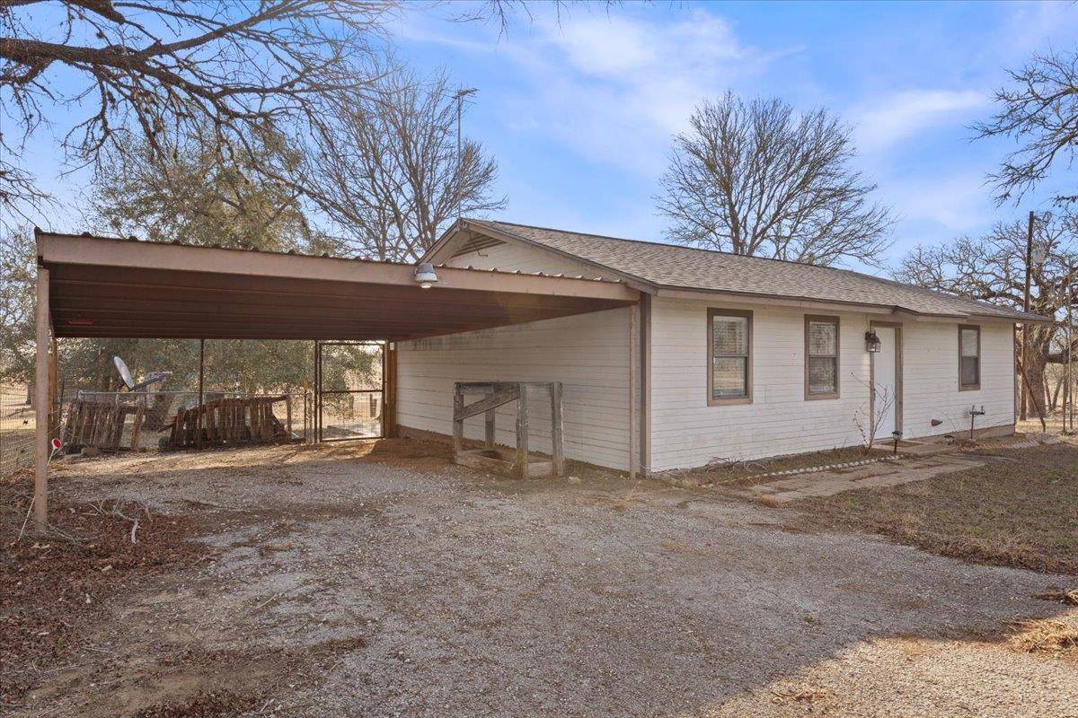 303 Ponderosa RD, Bastrop, TX 78602