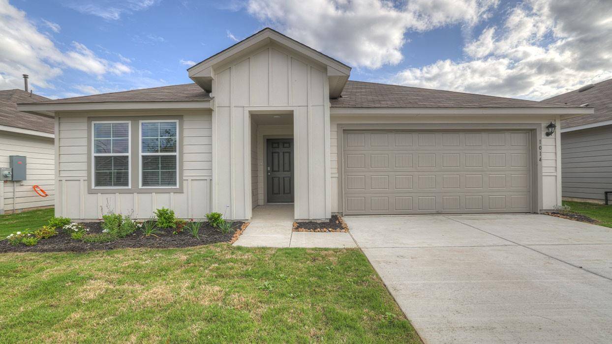 1014 ARGONNE FOREST, Seguin, TX 78155