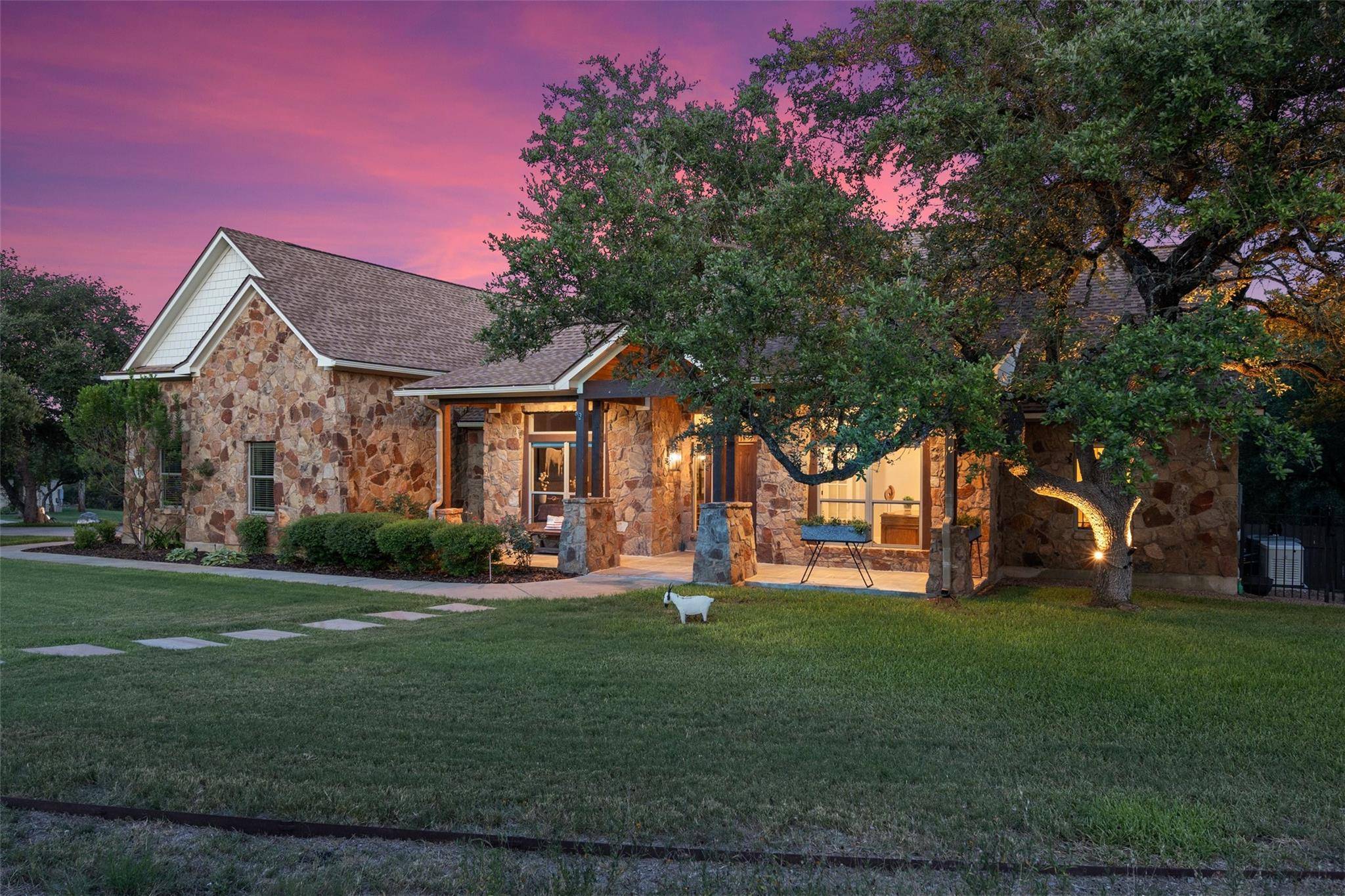 4101 Noon Day CV, Spicewood, TX 78669