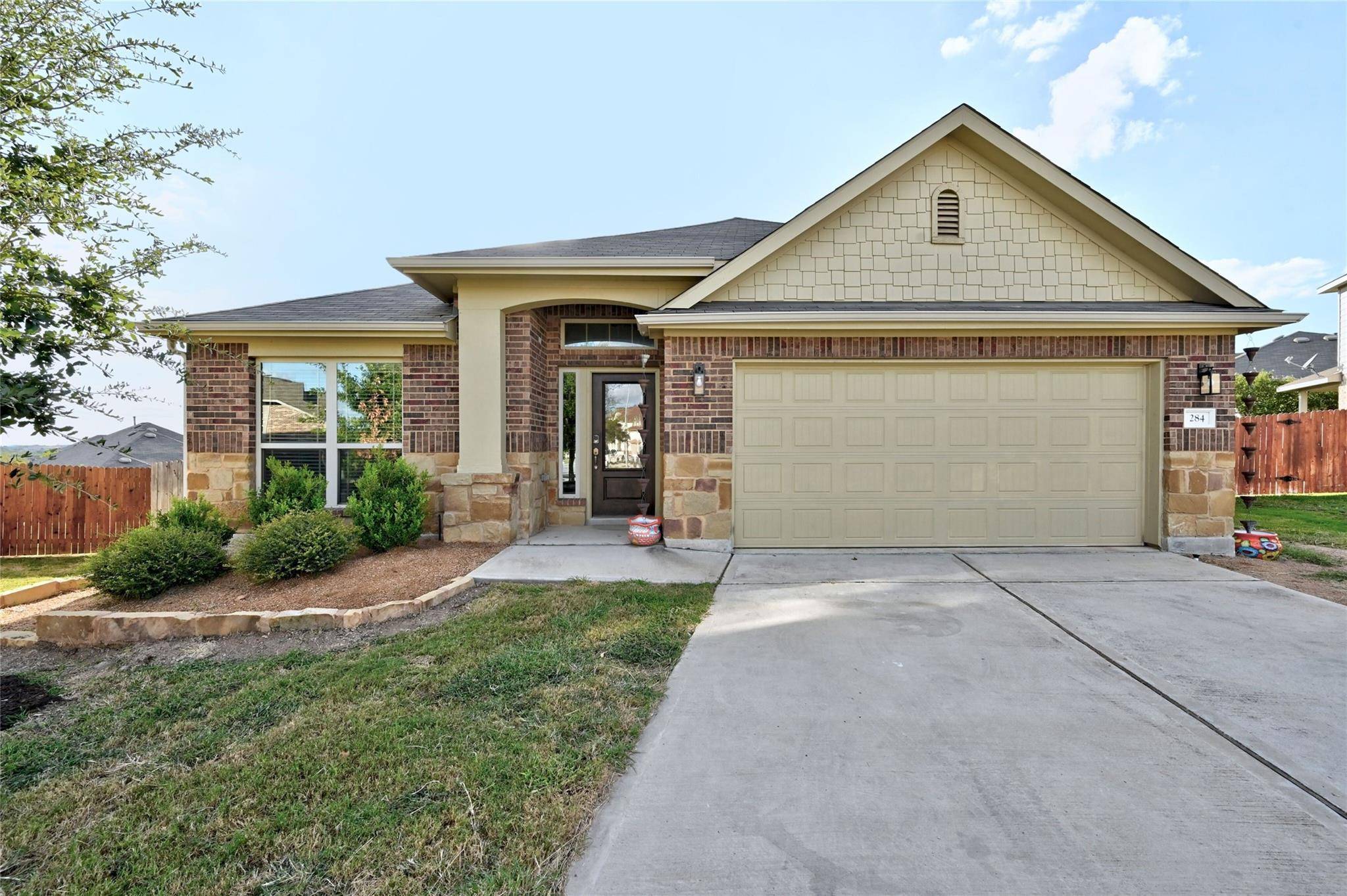 284 Adoquin TRL, Buda, TX 78610