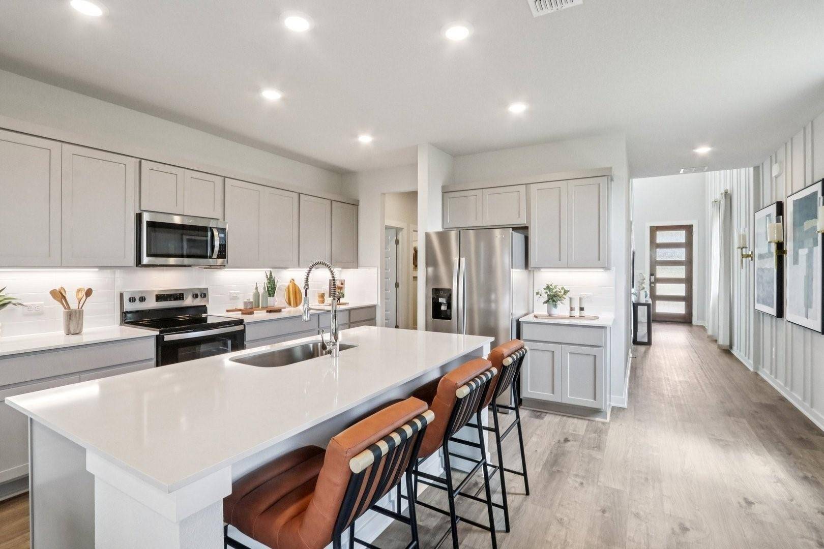 10519 Agile LN, Buda, TX 78610