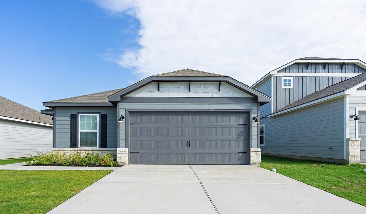 253 W Luna Blue LN, Jarrell, TX 76537