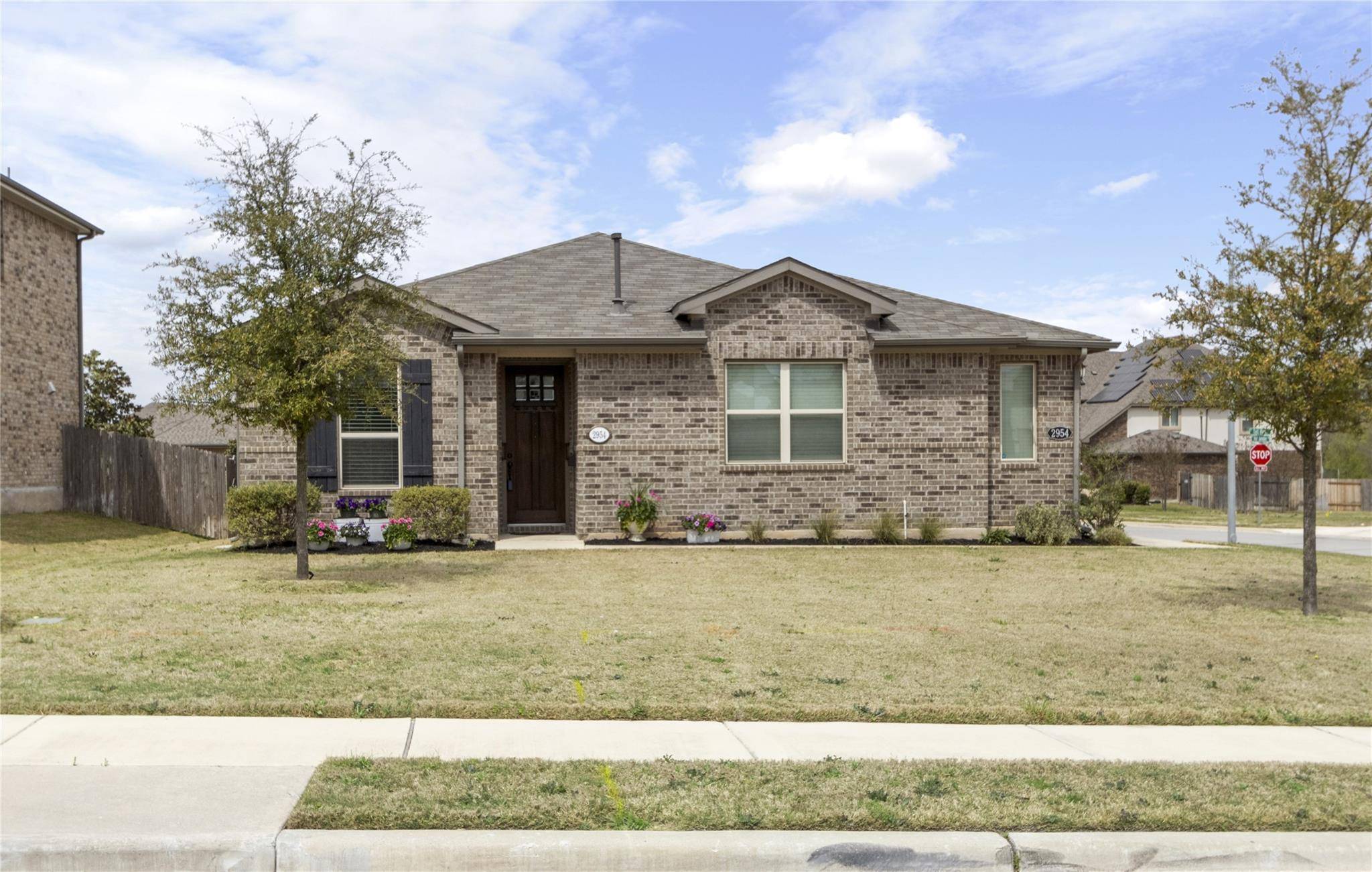 2954 Barbed Wire ST, Round Rock, TX 78664