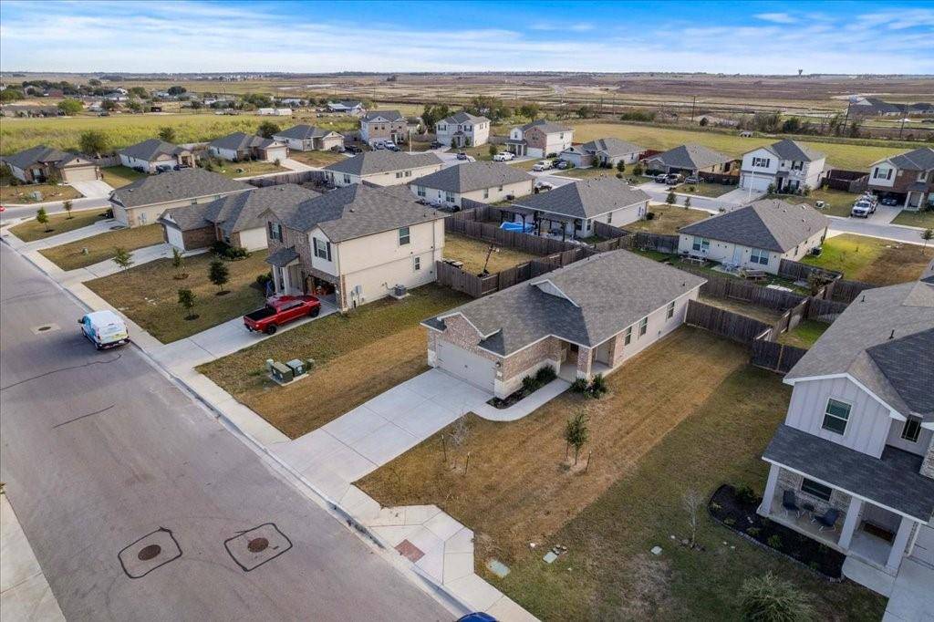202 Shooting Star DR, Kyle, TX 78640