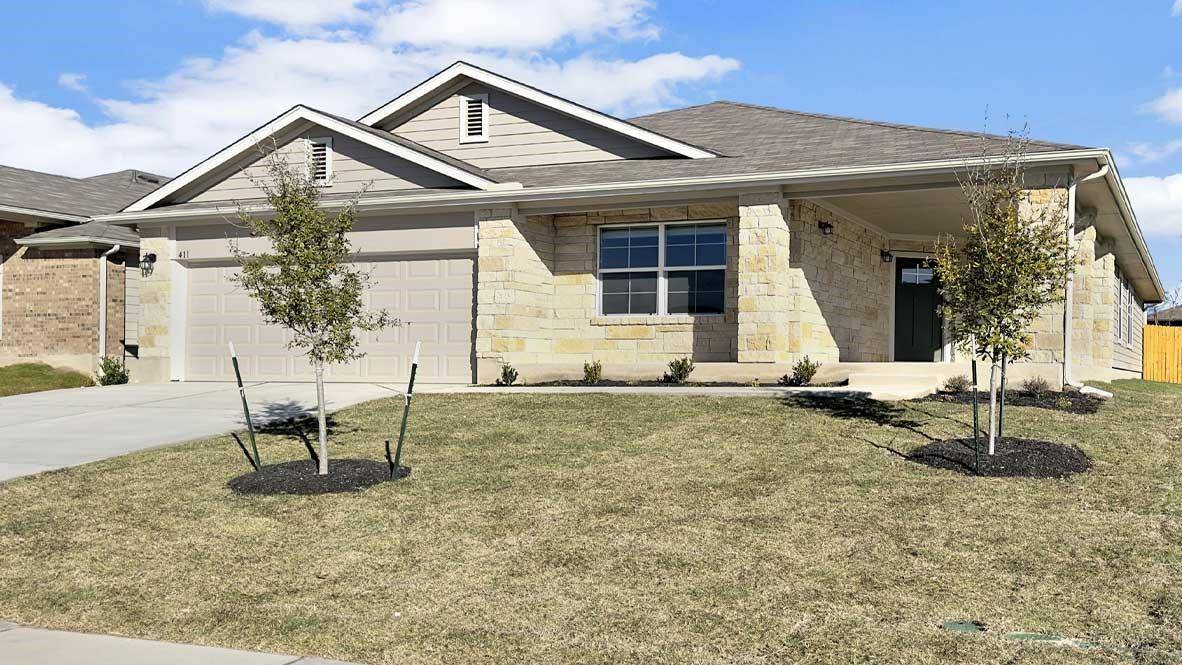202 Canadian River TRL, Hutto, TX 78634