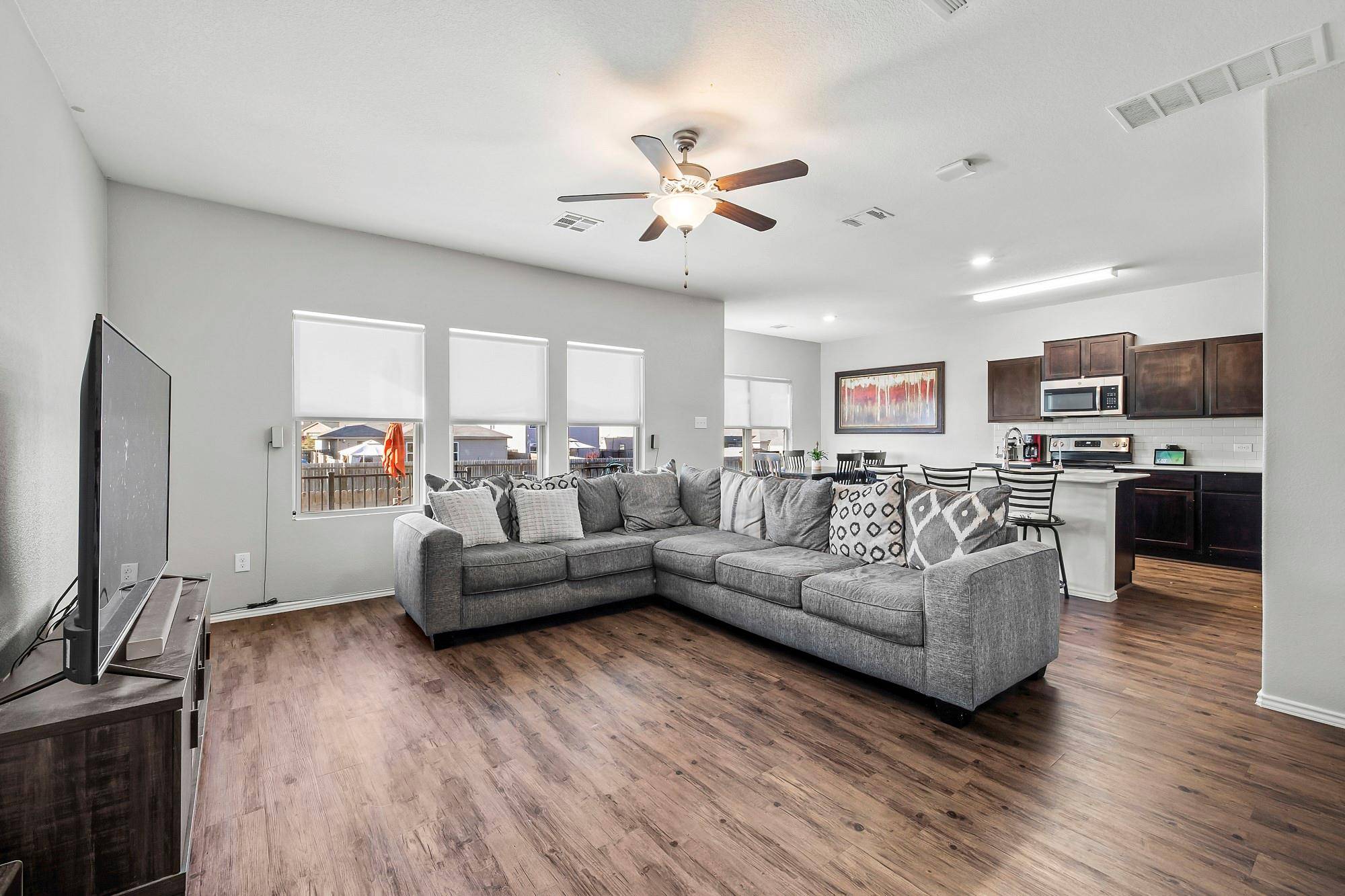 460 Major Lee LN #18H, Jarrell, TX 76537