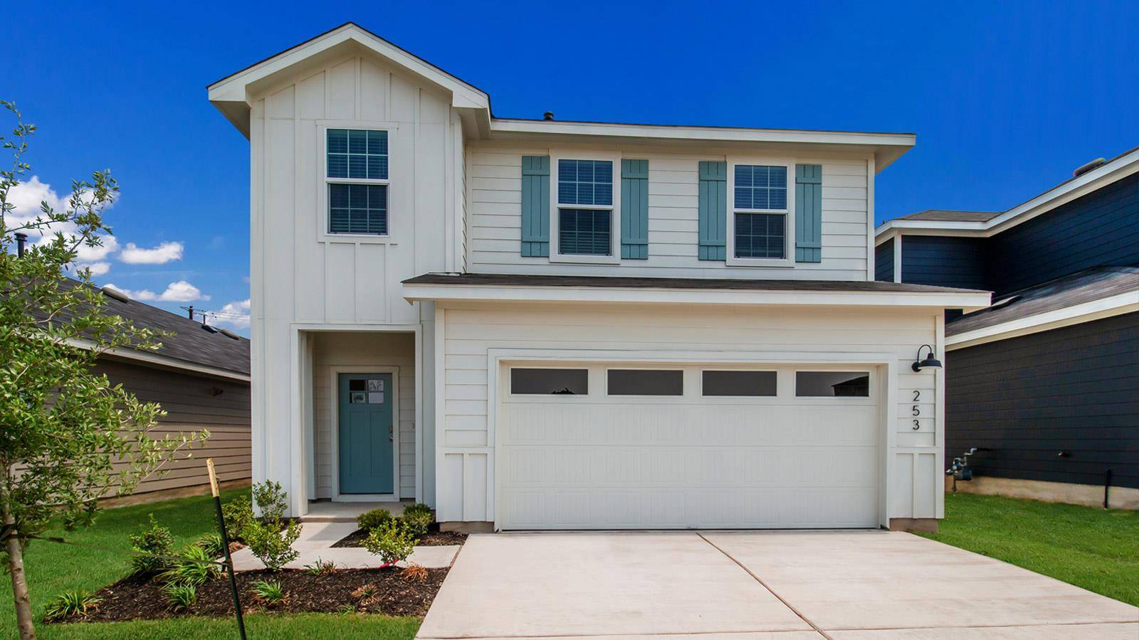 449 Sandringham LOOP, Uhland, TX 78640