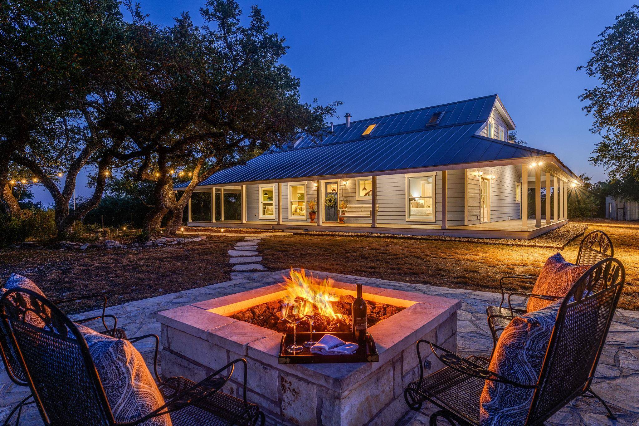 1411 Shelton Ranch RD, Dripping Springs, TX 78620