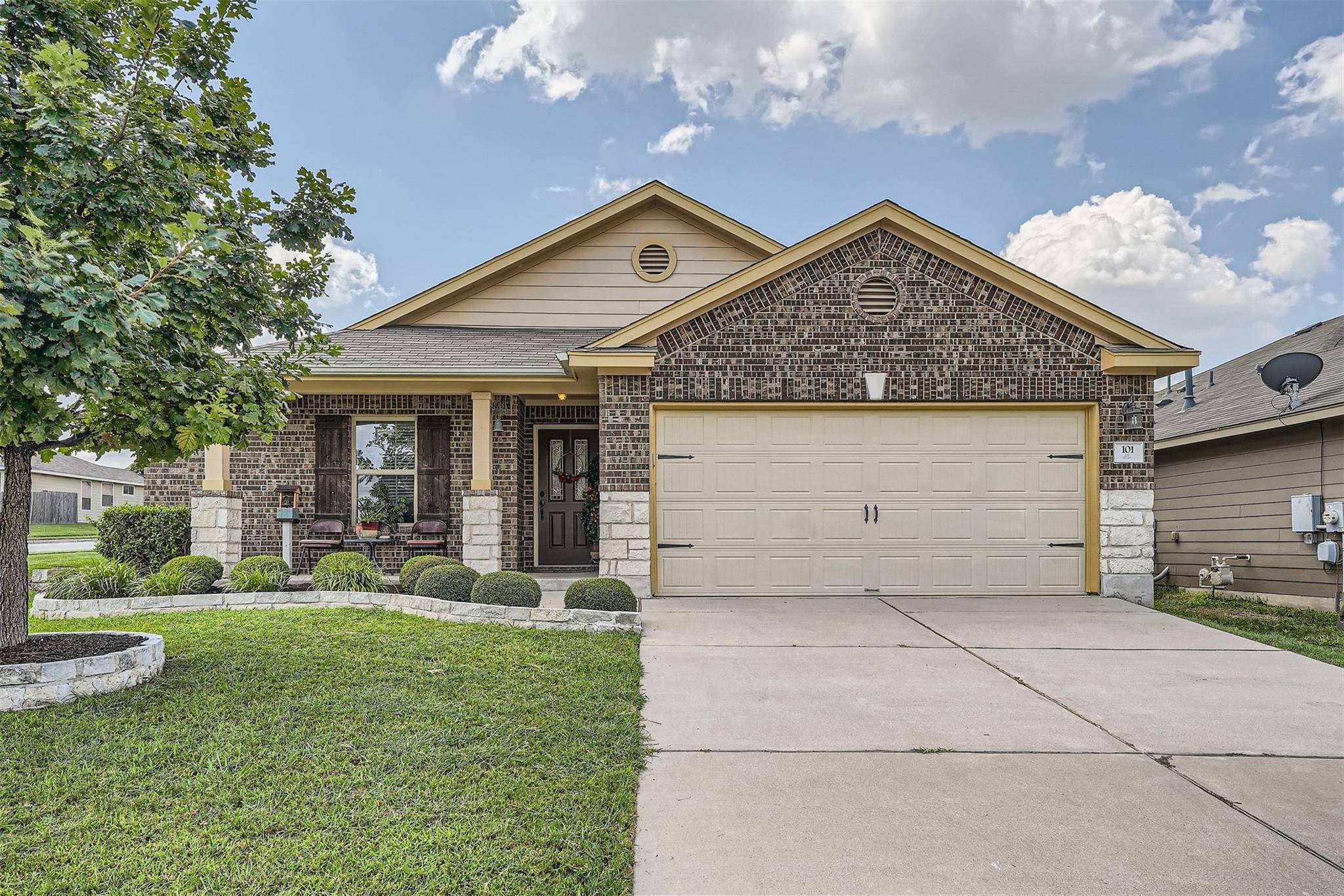 101 Buescher CV, Hutto, TX 78634