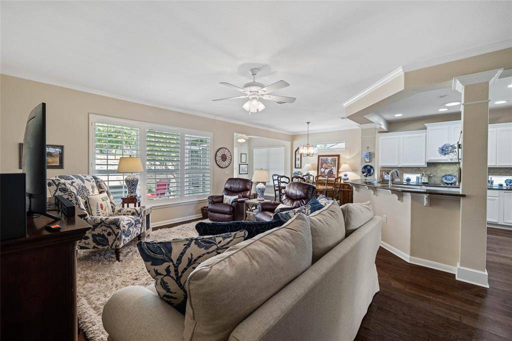 212 Fieldstone DR, Georgetown, TX 78633