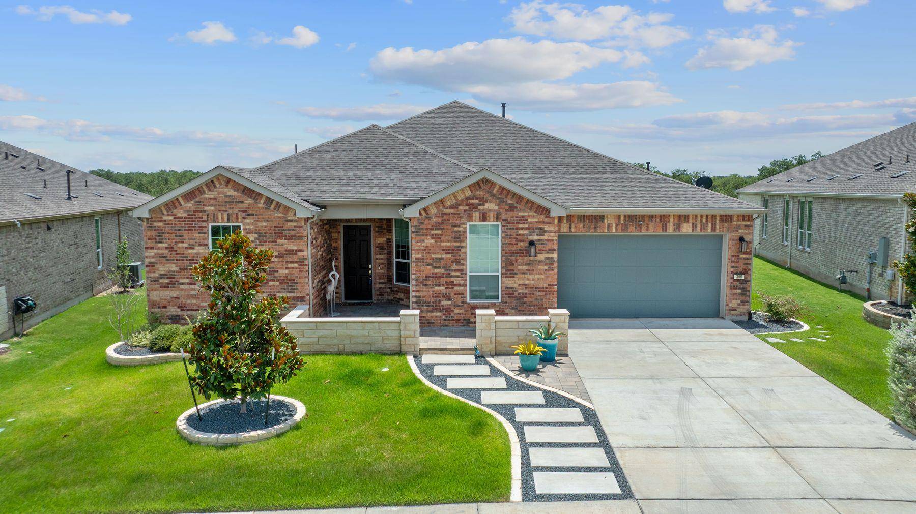 306 Iron Rail LN, Georgetown, TX 78633