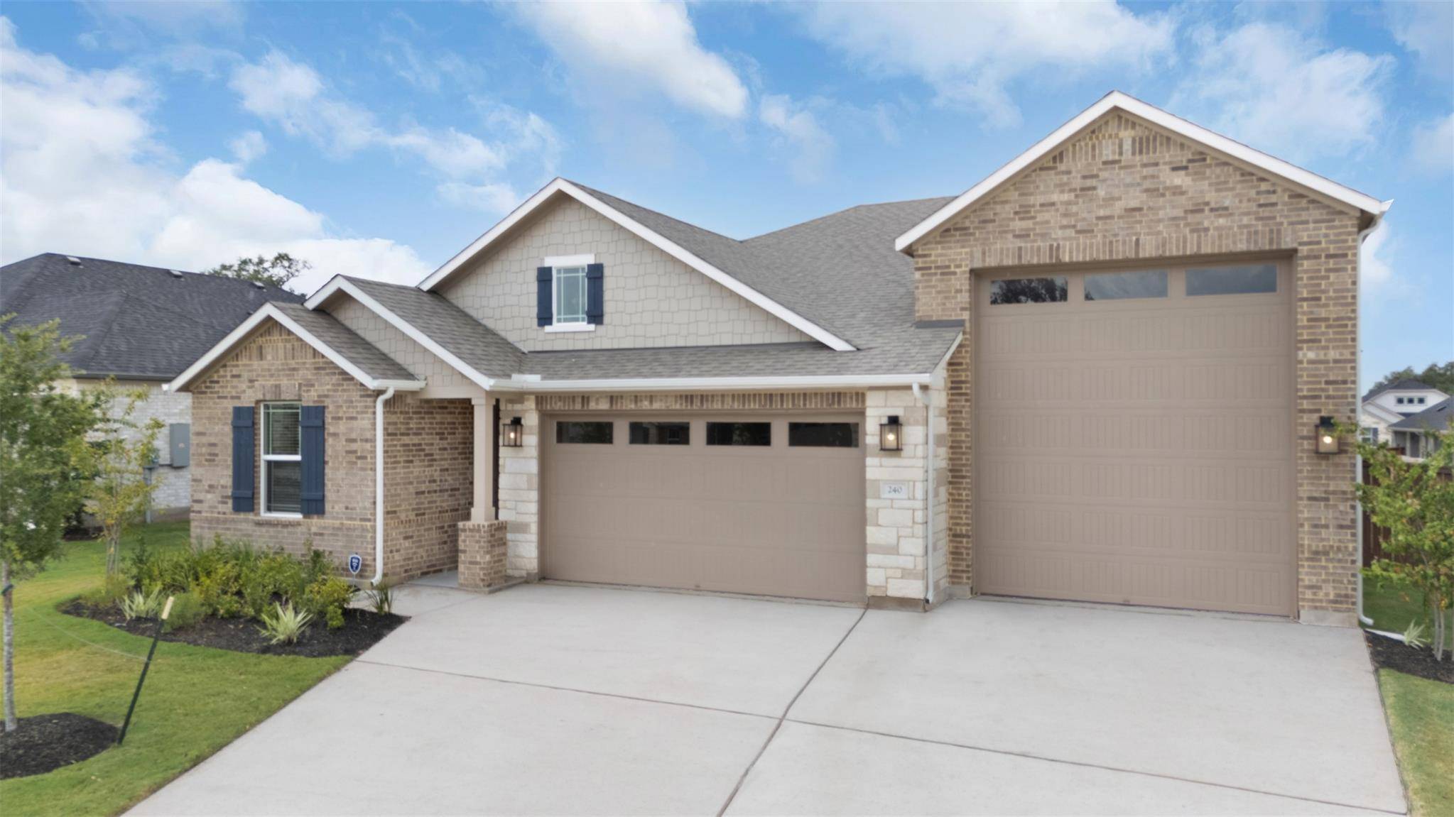 240 Firethorn RD, Marble Falls, TX 78654