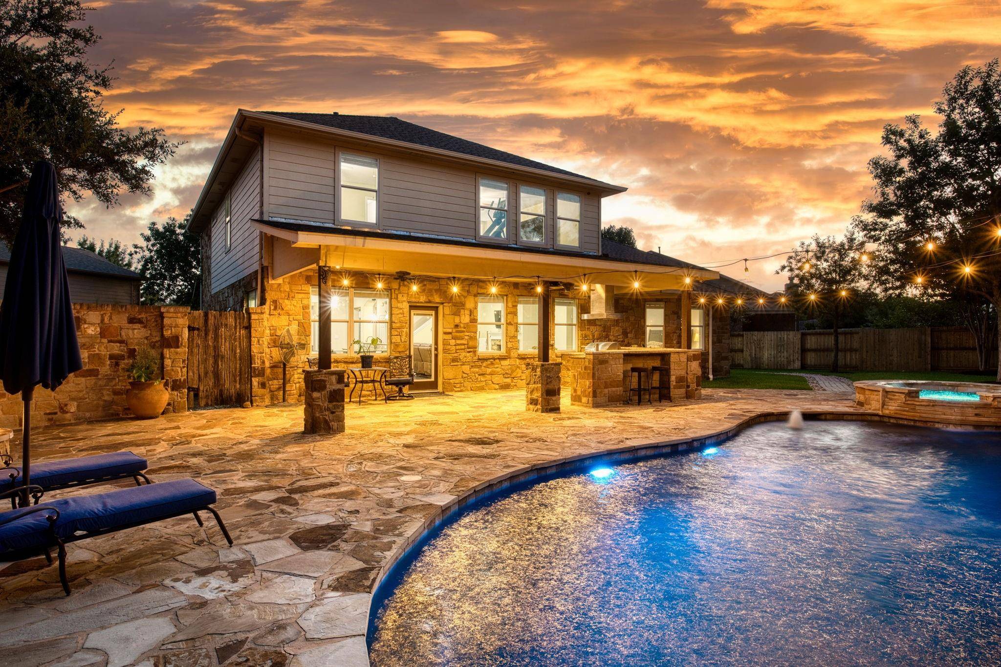 1912 Woodhaven CT, Round Rock, TX 78665