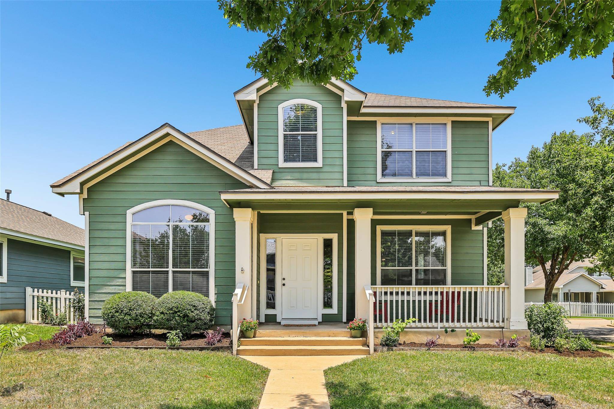 606 Hogan, Kyle, TX 78640