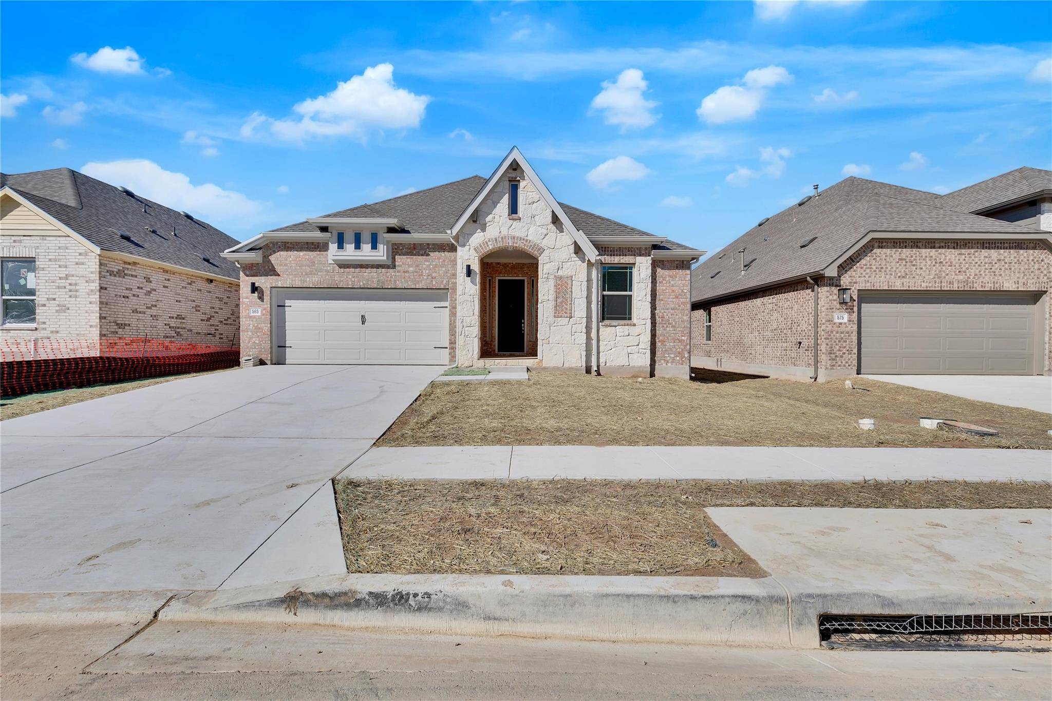 565 Billowing WAY, Kyle, TX 78640