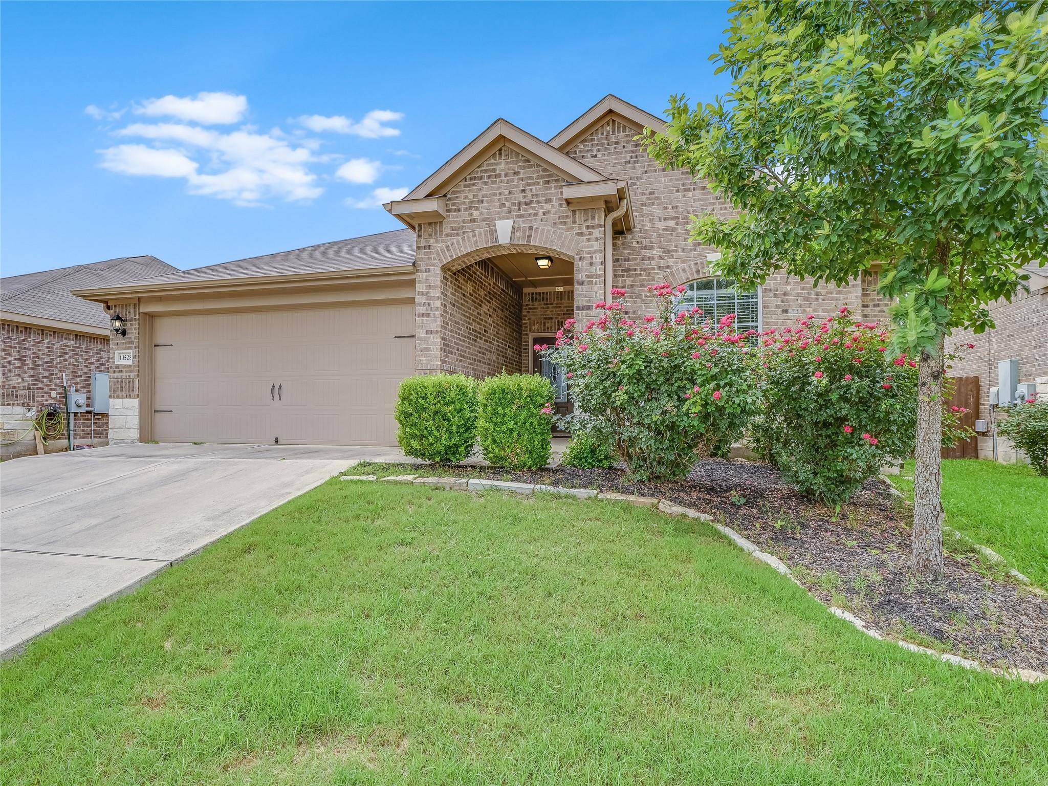 13528 Clara Martin RD, Manor, TX 78653
