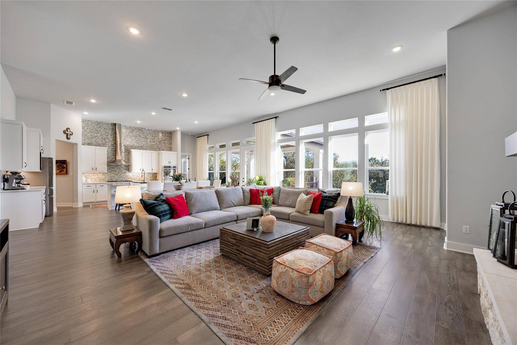 312 Ringtail Stream DR, Austin, TX 78738