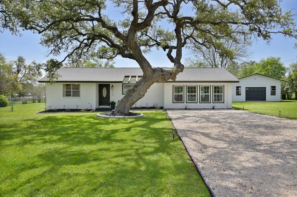 3102 Sanaloma DR, Georgetown, TX 78628
