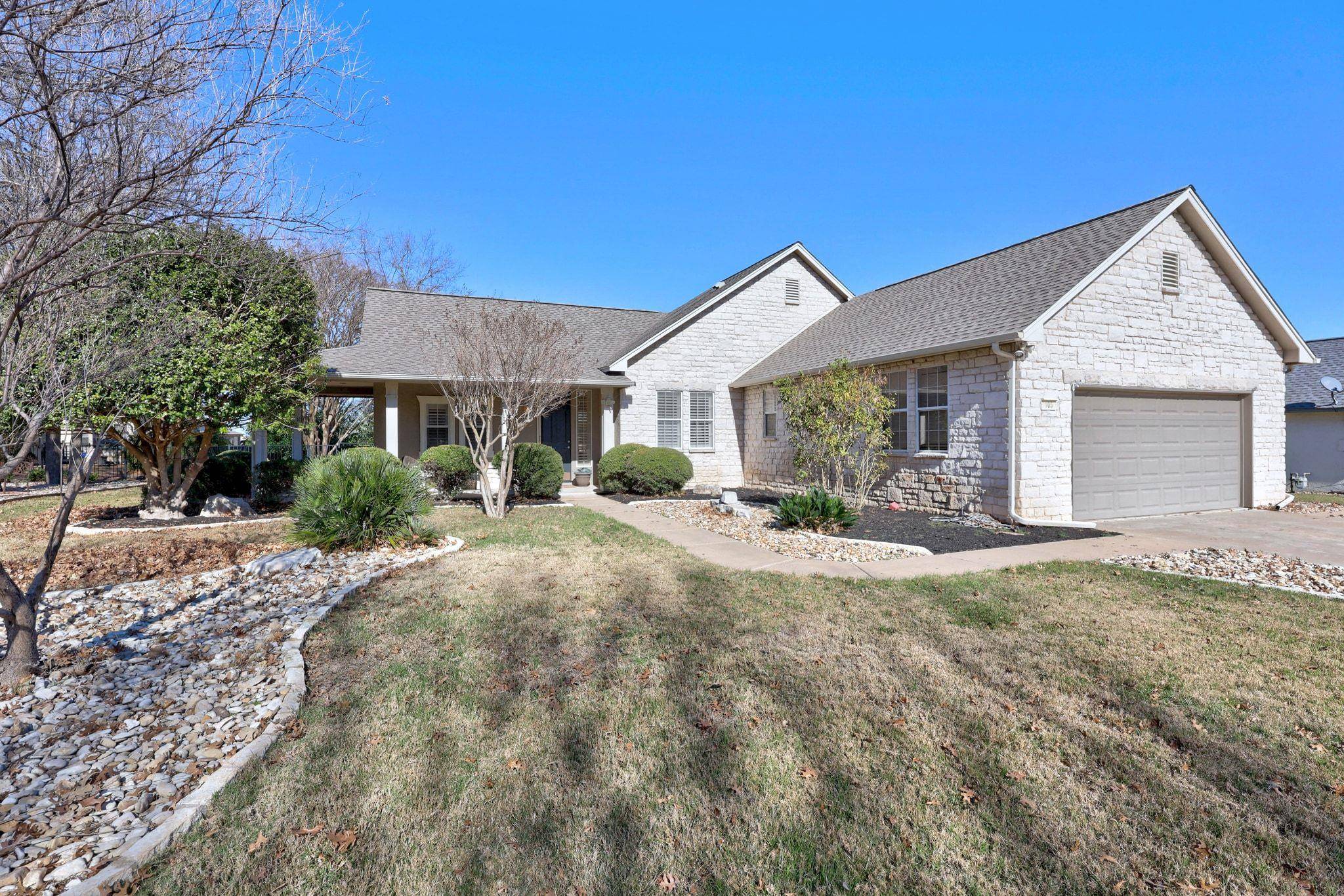 105 Lariat DR, Georgetown, TX 78633