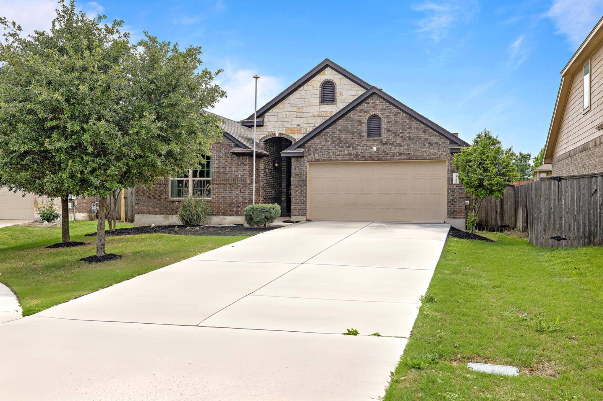 1512 Daylily LOOP, Georgetown, TX 78626