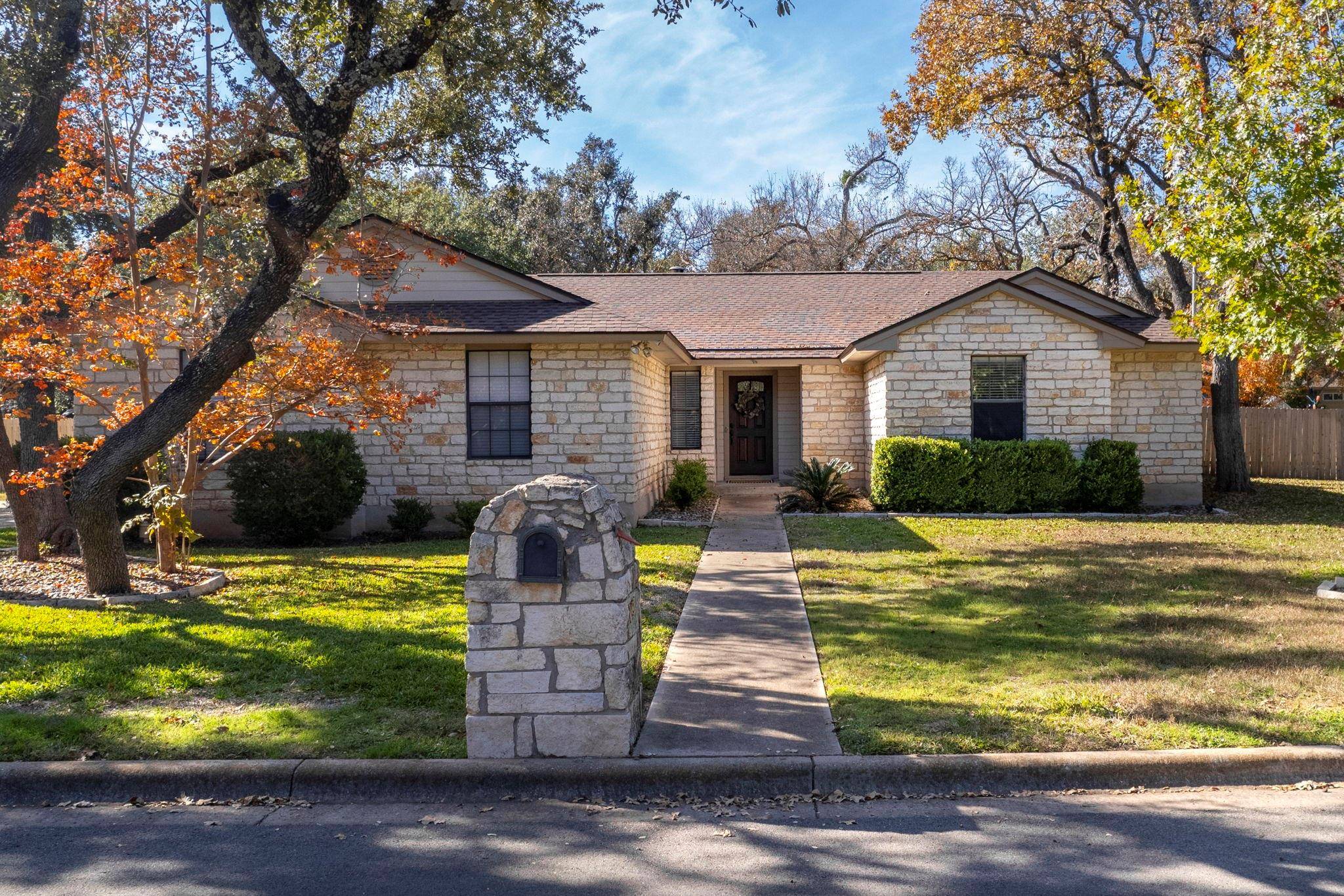 103 Prize Oaks DR, Cedar Park, TX 78613