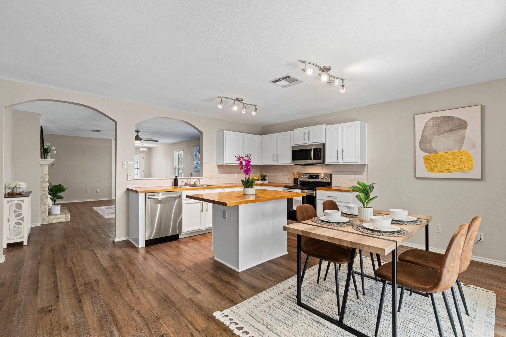 140 Madisons CV, Buda, TX 78610