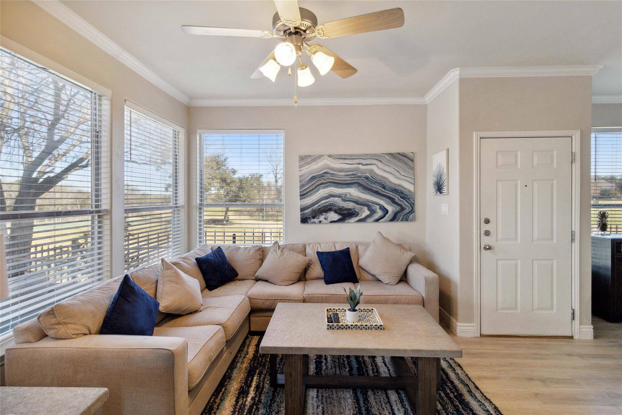 3300 Forest Creek DR #15, Round Rock, TX 78664