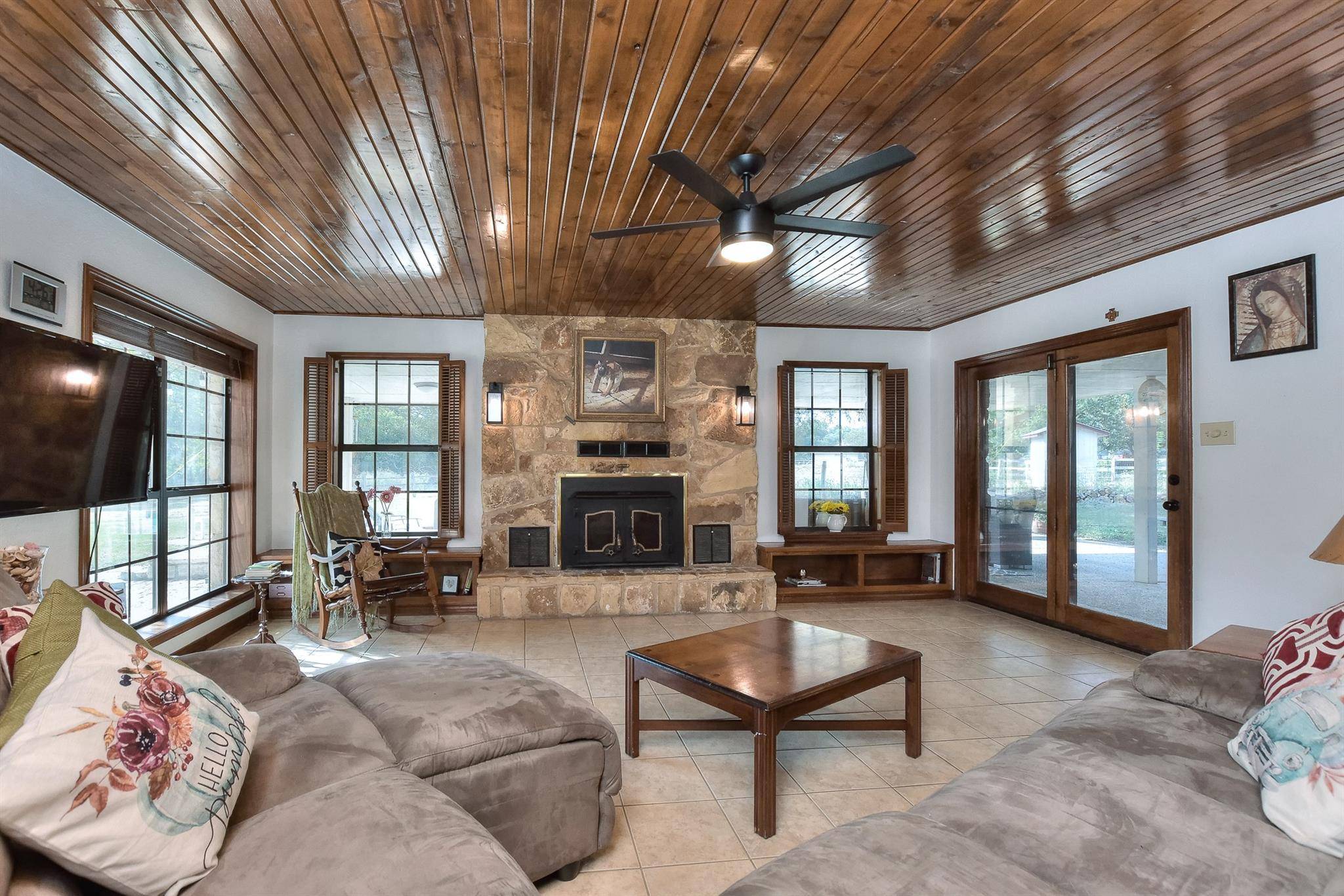 1925 County Road 152, Georgetown, TX 78626