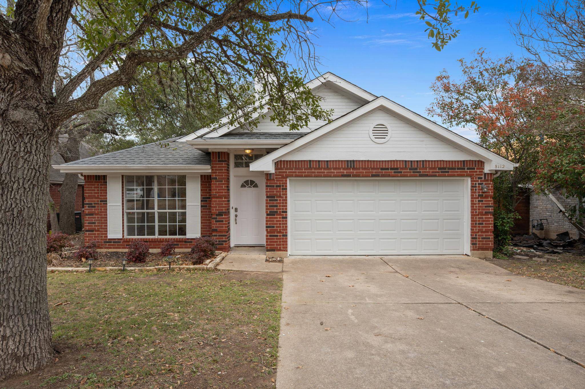 8112 Nairn DR, Austin, TX 78749