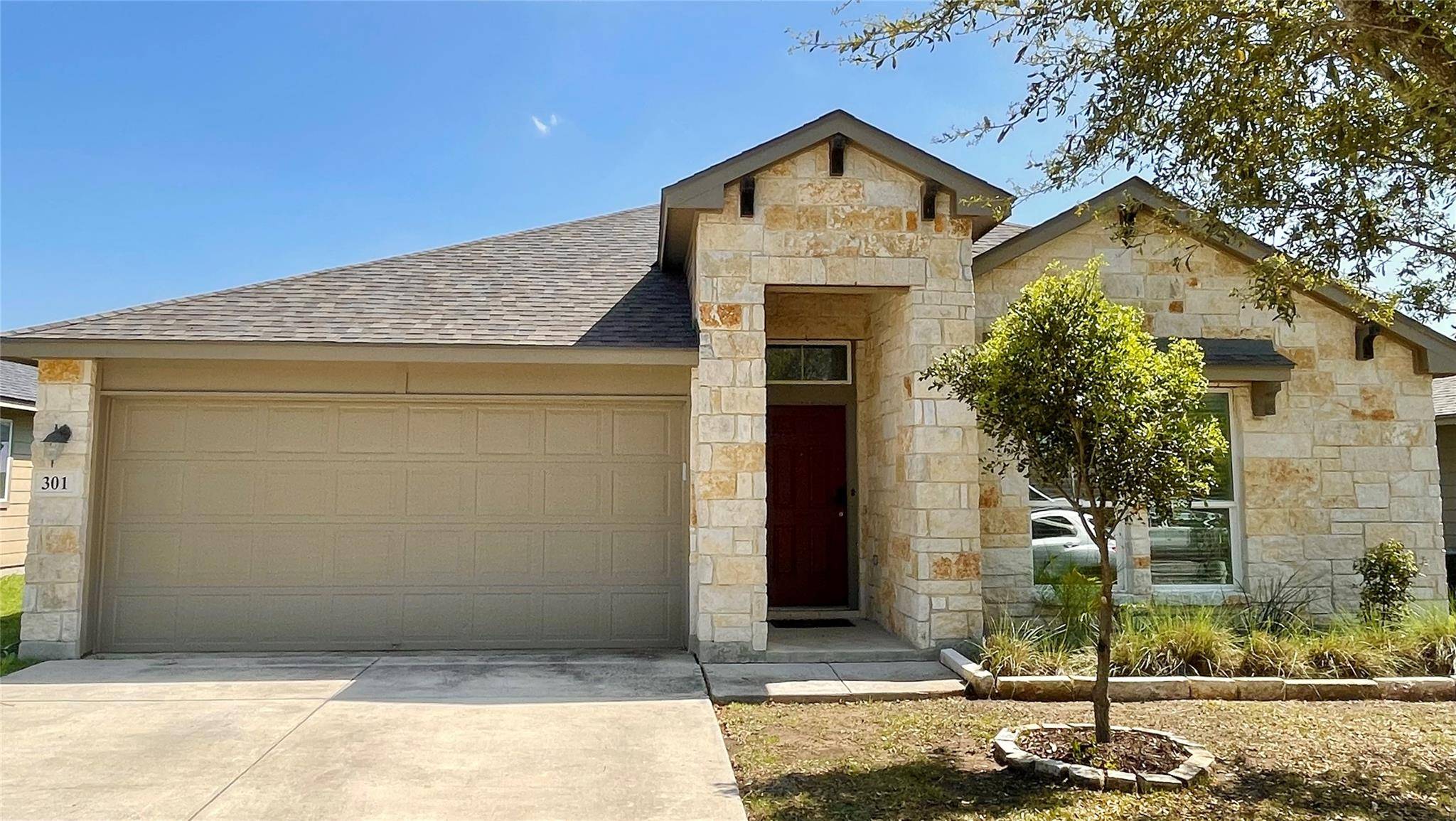 301 Teron DR, San Marcos, TX 78666