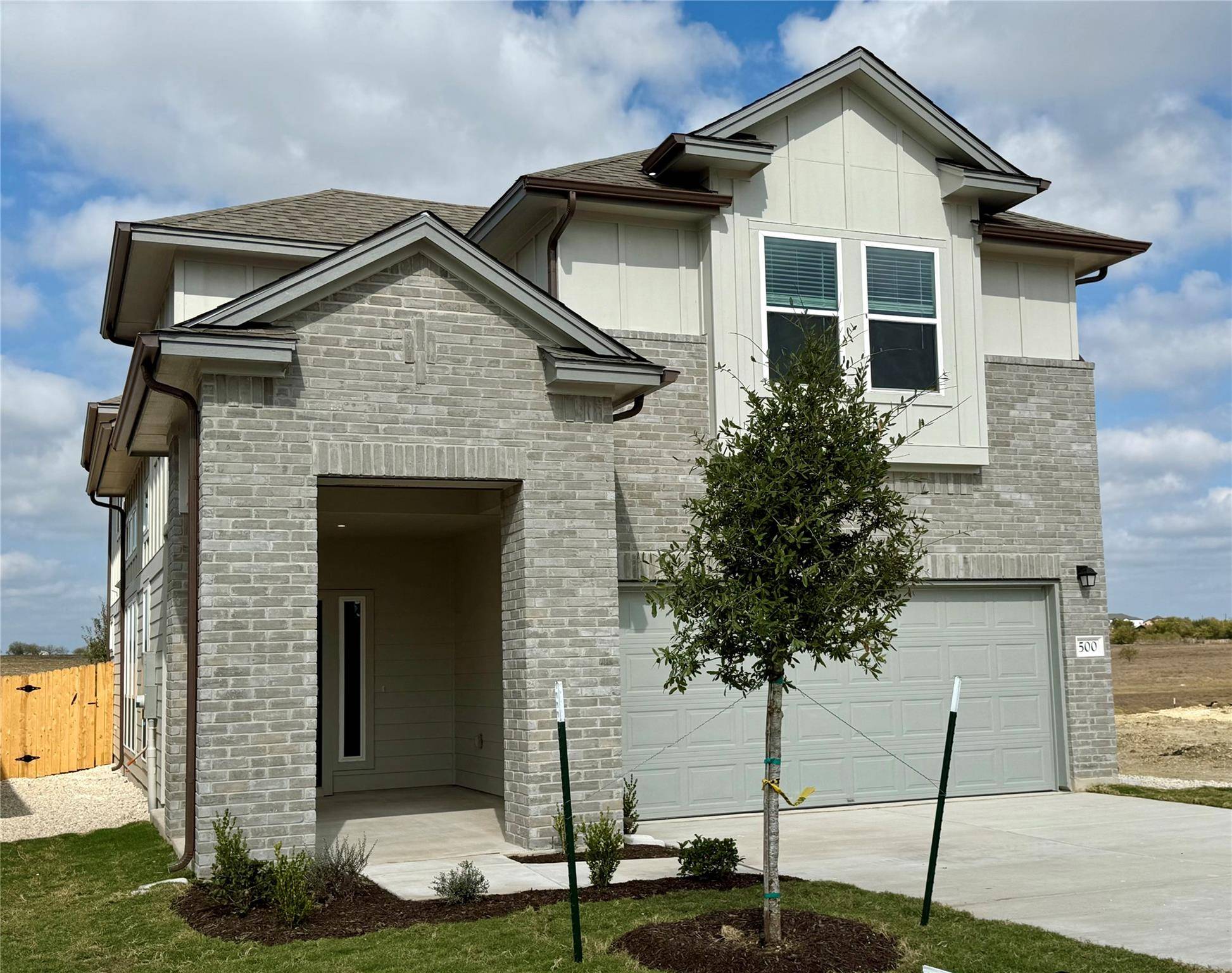 500 Young ST, Buda, TX 78610
