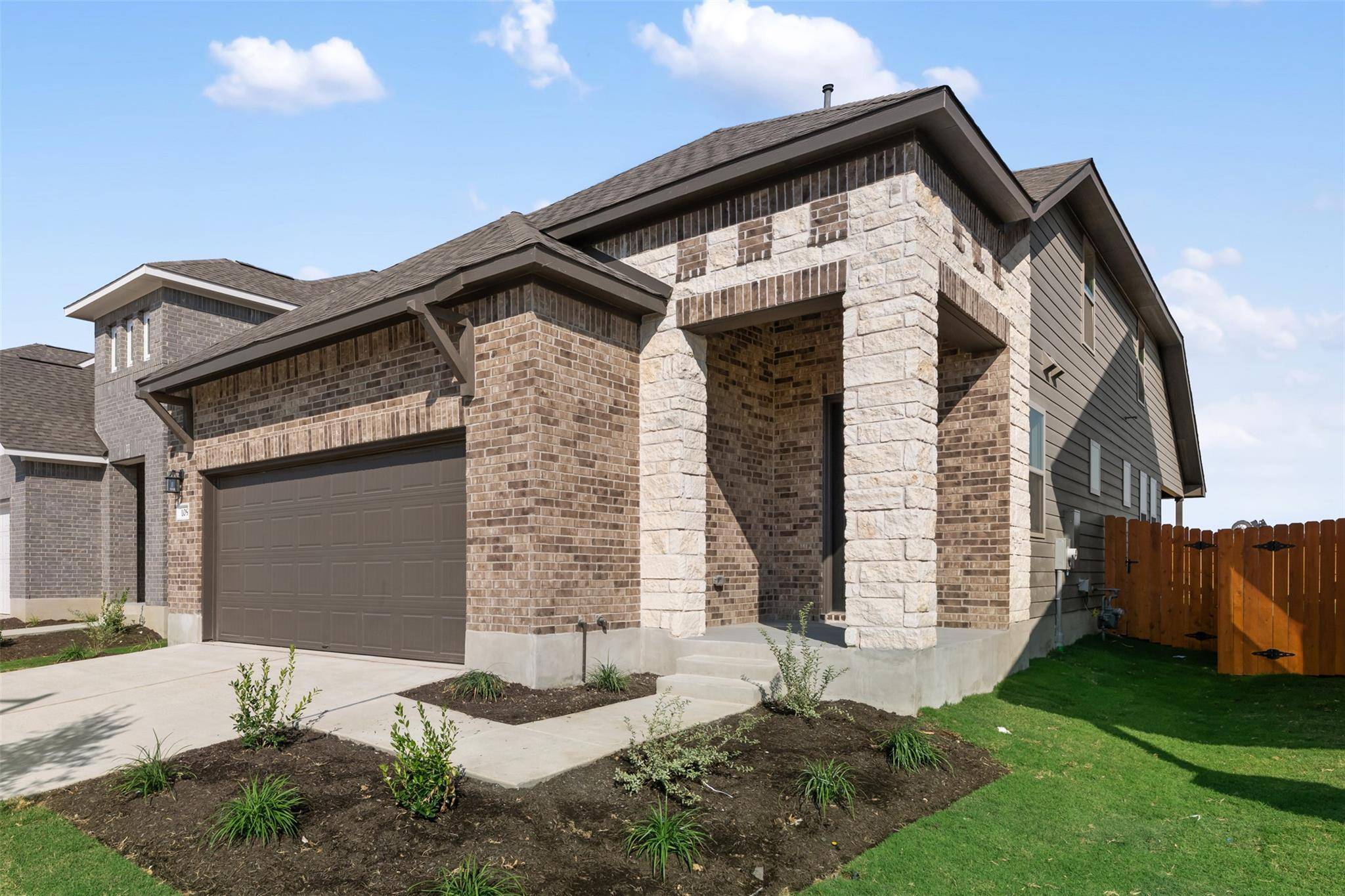109 Clover BND, Liberty Hill, TX 78642