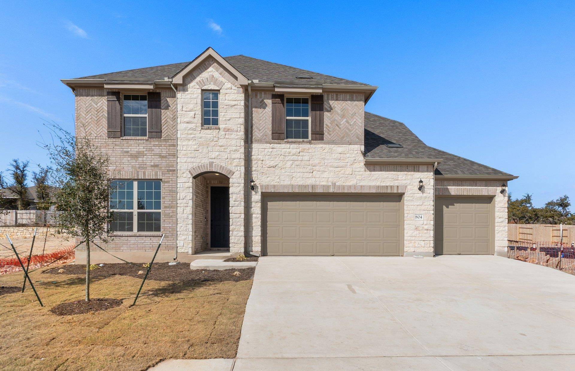 804 Crescent View DR, Georgetown, TX 78628