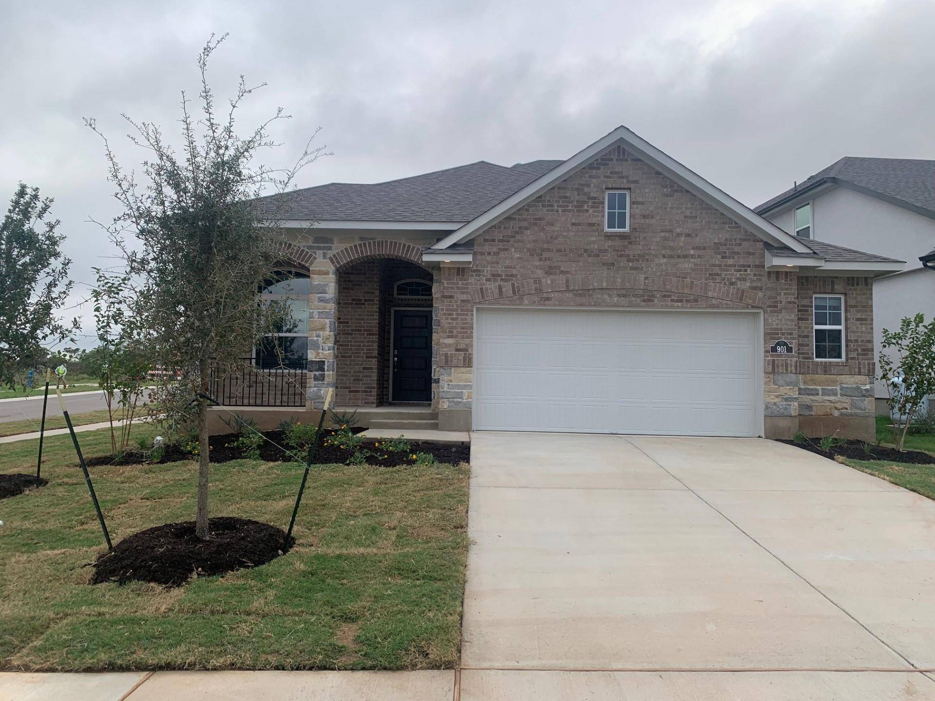 901 Leaning Oak LN, Georgetown, TX 78628