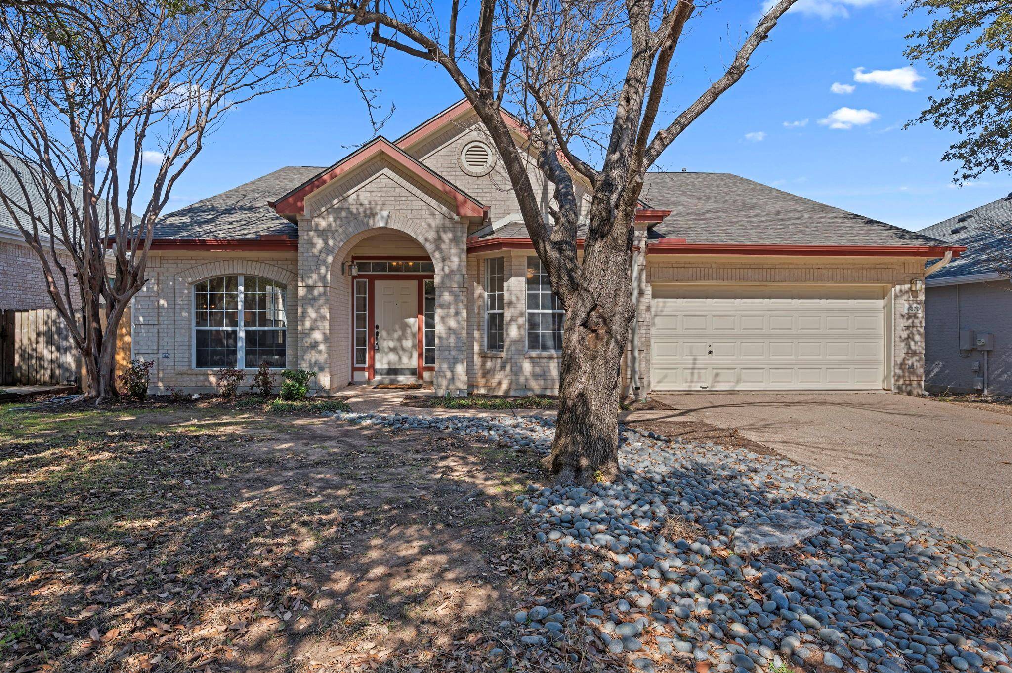 8200 Tonkinese DR, Round Rock, TX 78681