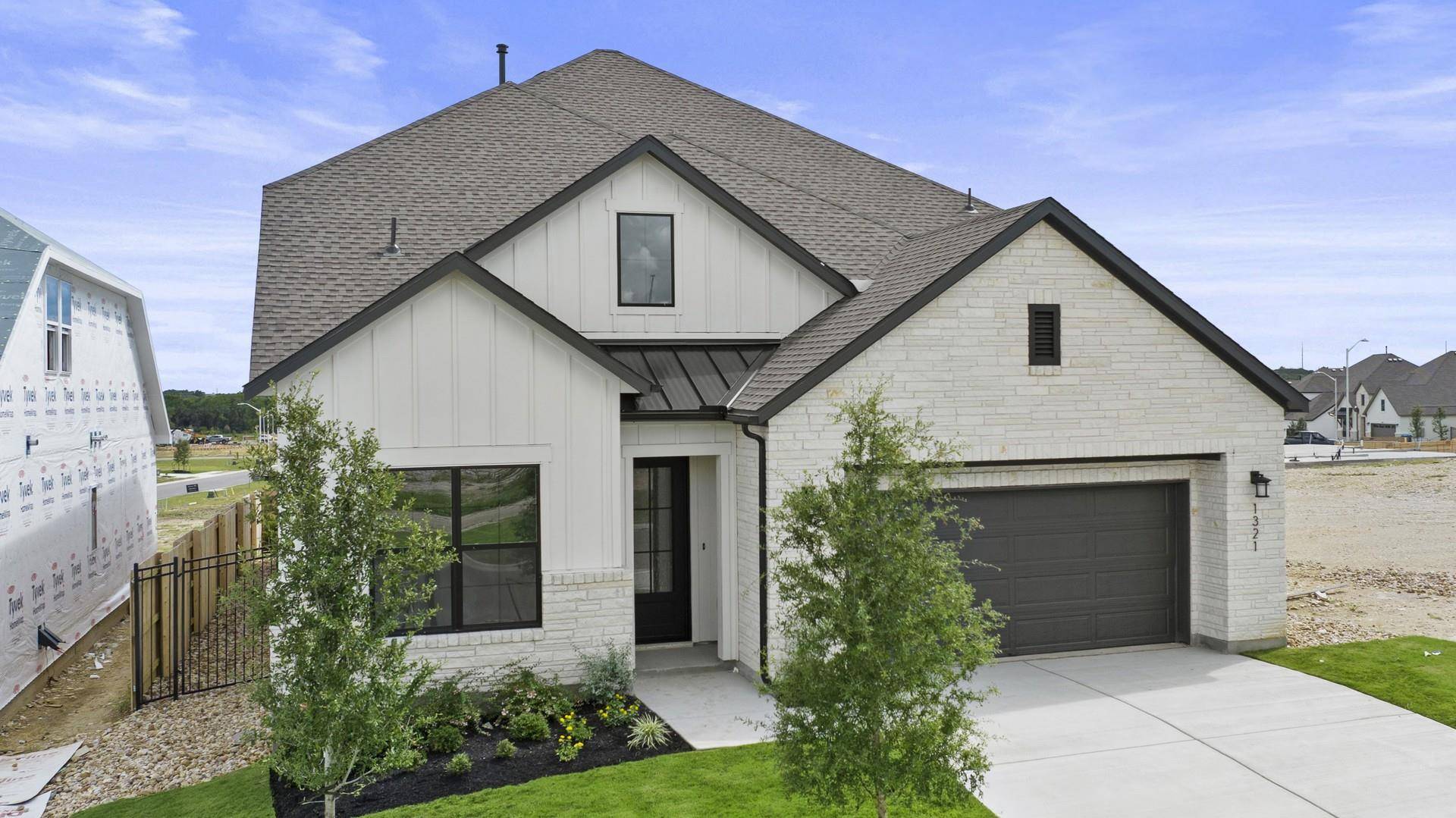 1321 White Mistflower DR, Leander, TX 78641