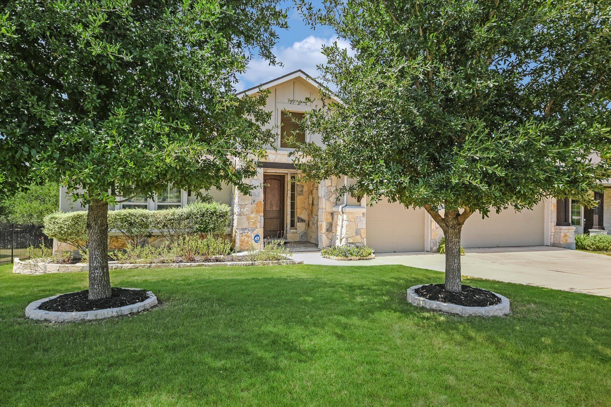 607 Glacial Stream LN, Cedar Park, TX 78613