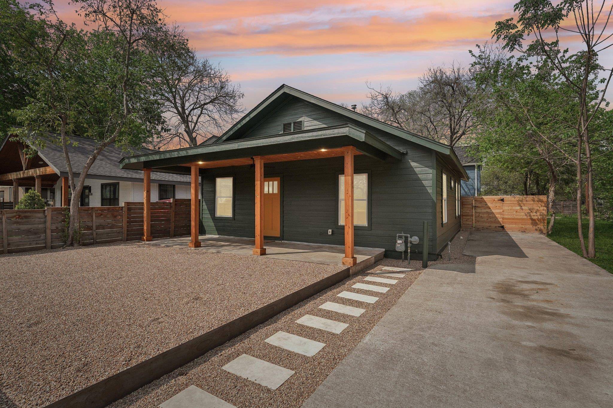 2312 Canterbury St #A, Austin, TX 78702