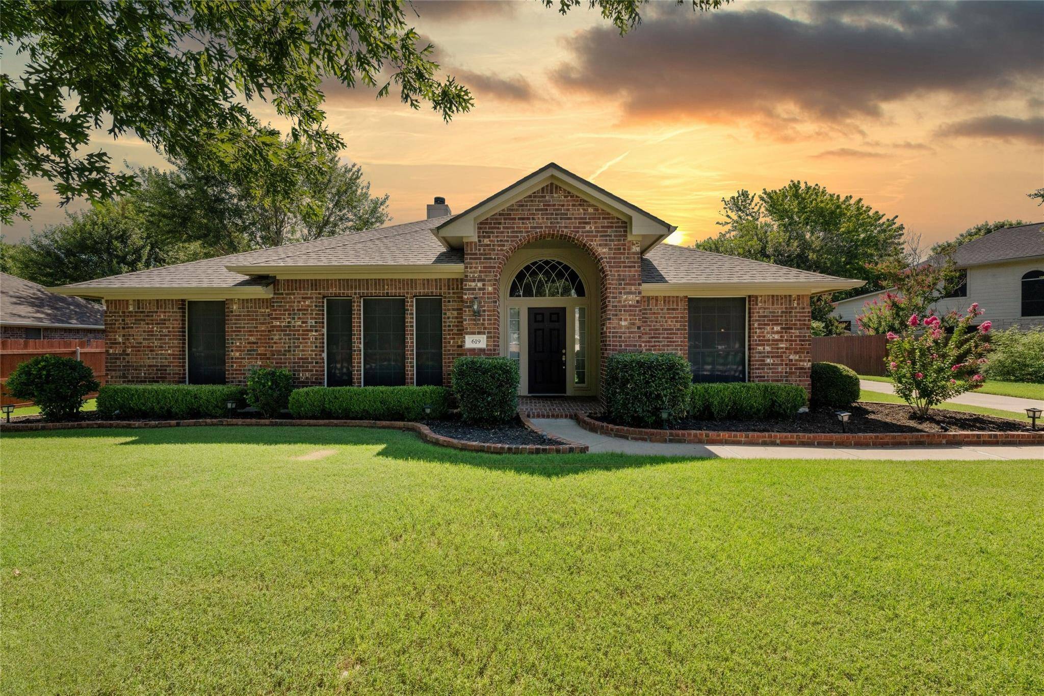 619 Prickly Pear PASS, Buda, TX 78610