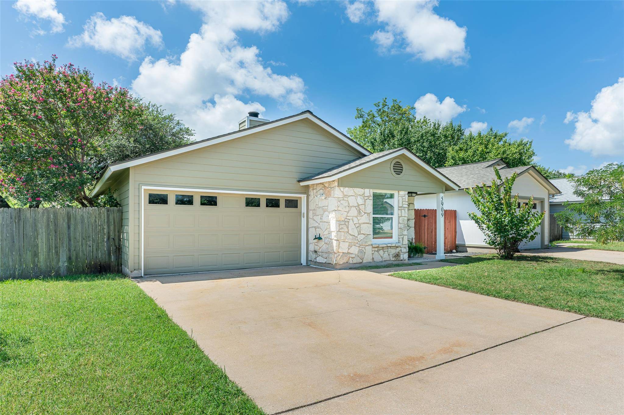 5909 Kevin Kelly PL, Austin, TX 78727