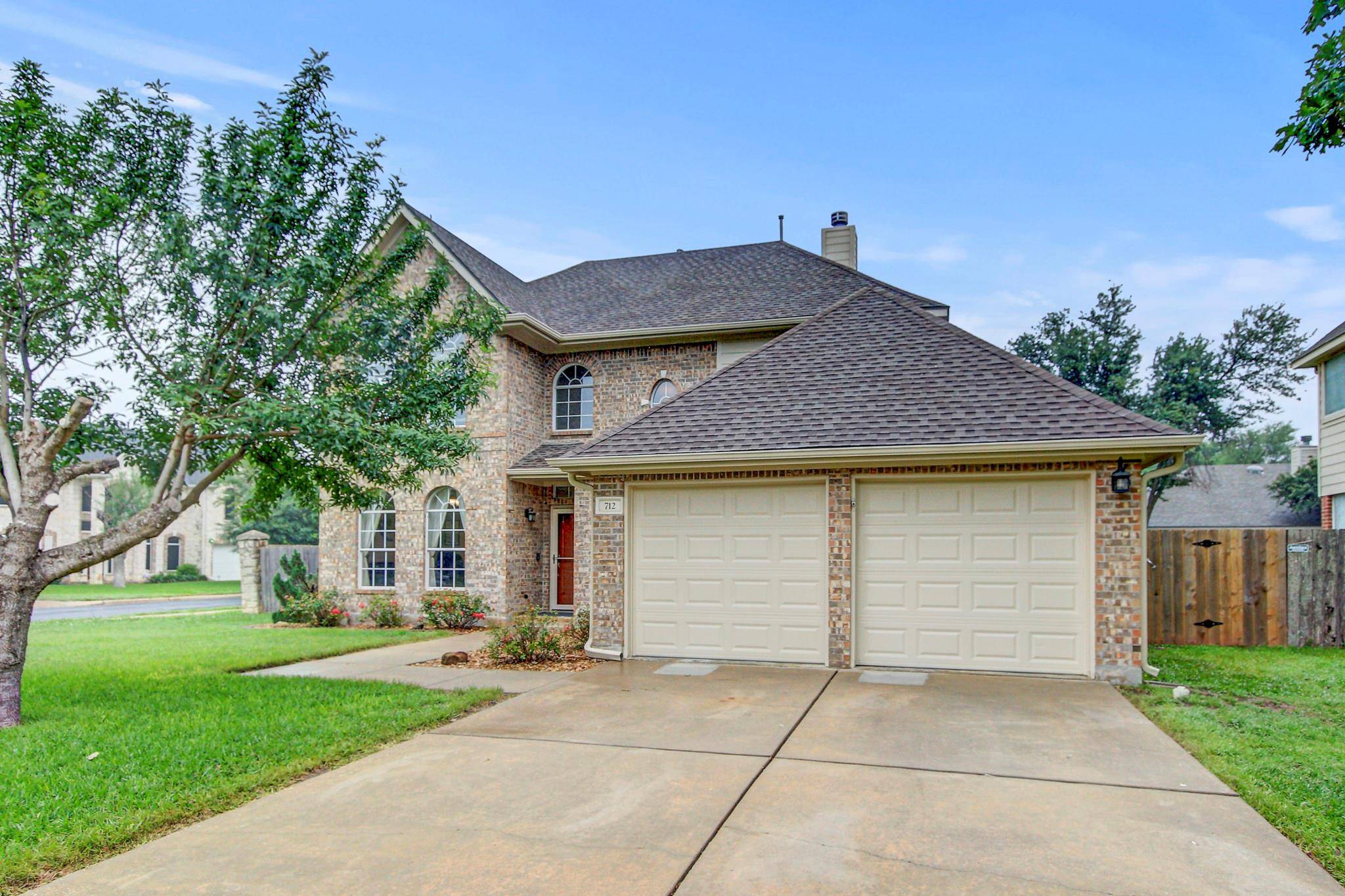 712 Del Mar DR, Georgetown, TX 78626