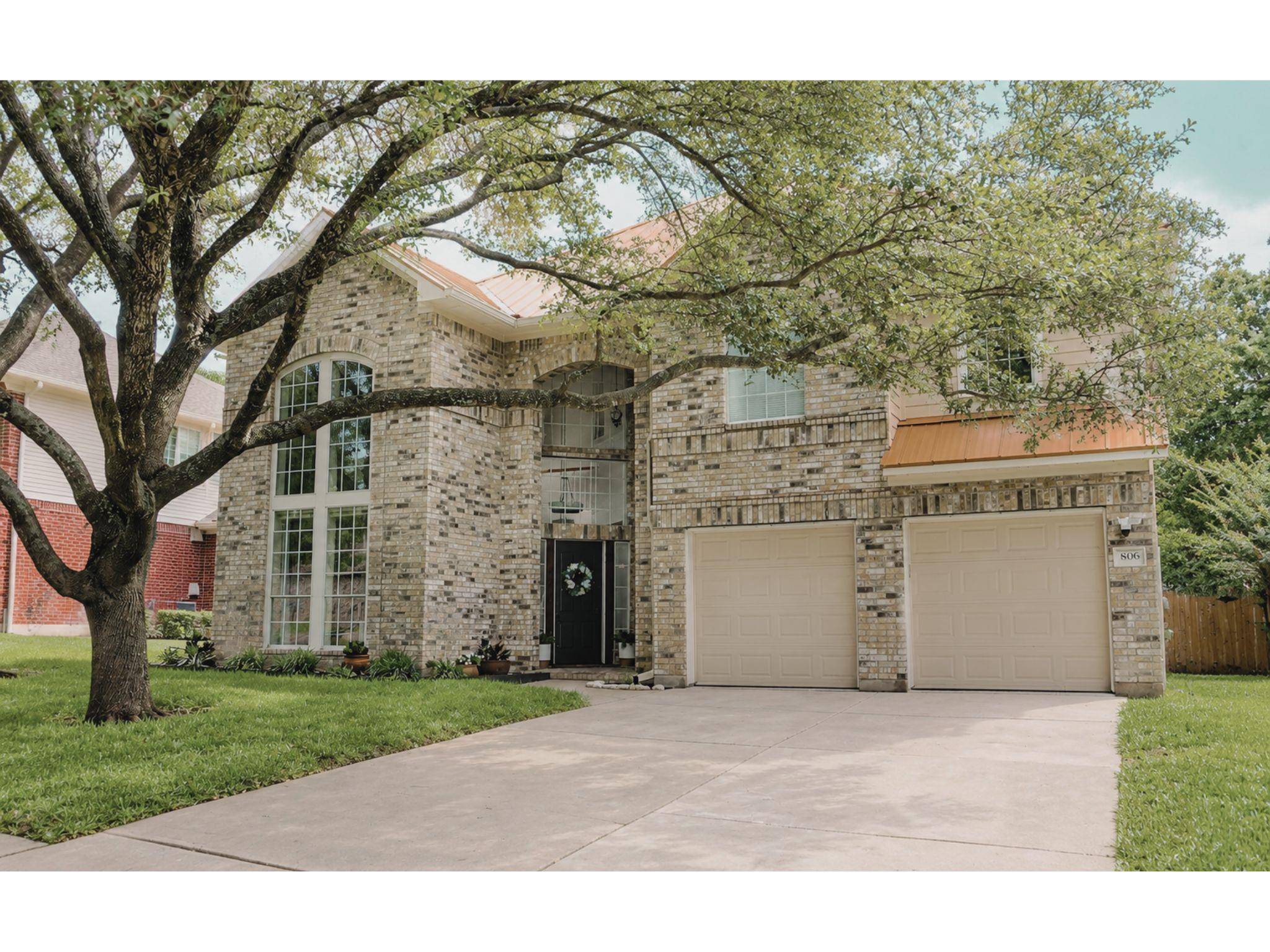 806 Mountain View DR, Pflugerville, TX 78660
