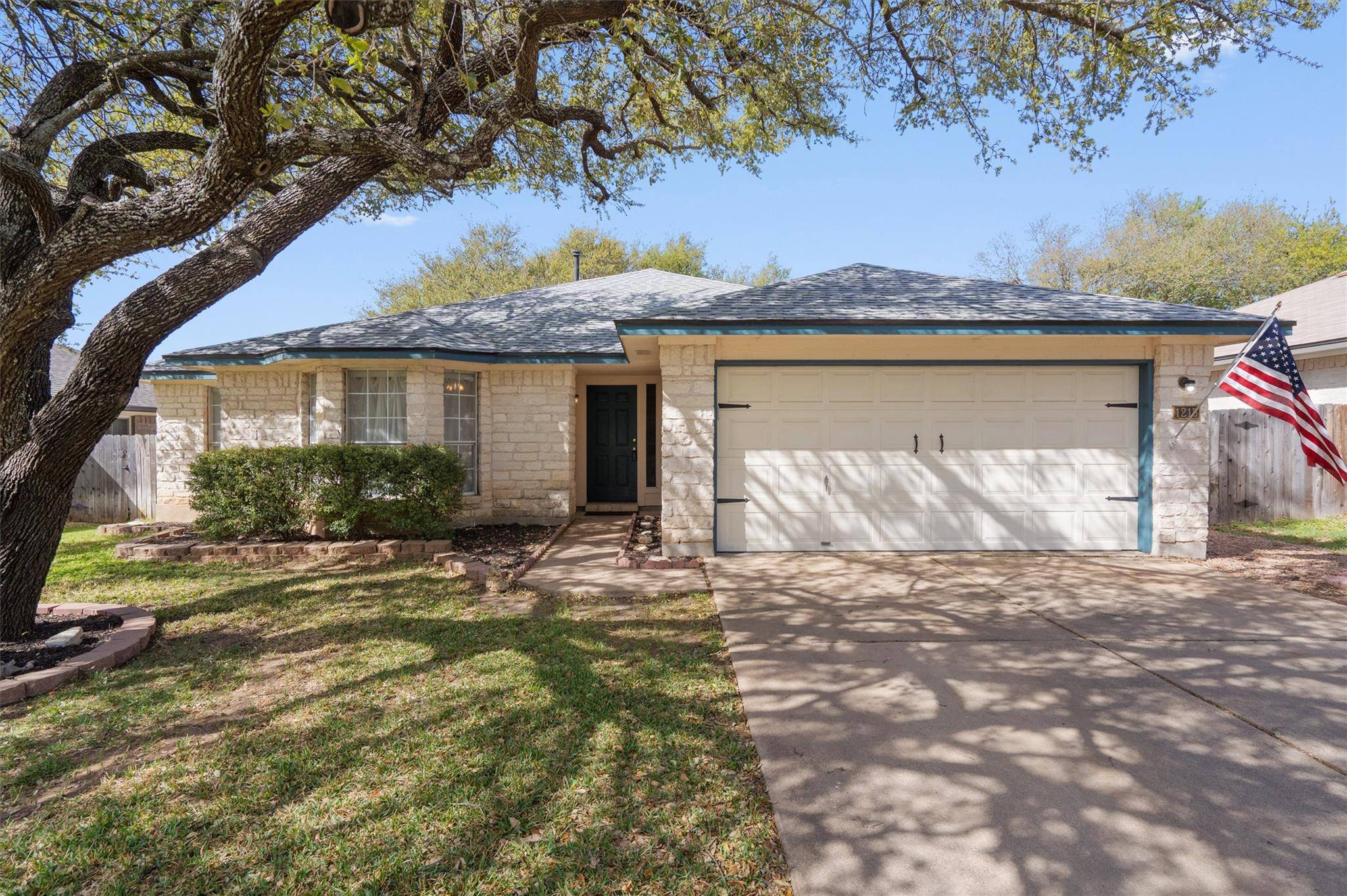 1215 Meghan DR, Cedar Park, TX 78613