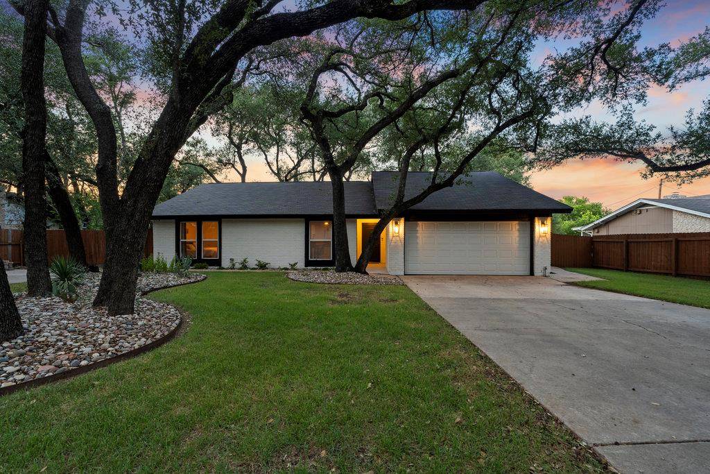 9308 Meadowheath DR, Austin, TX 78729